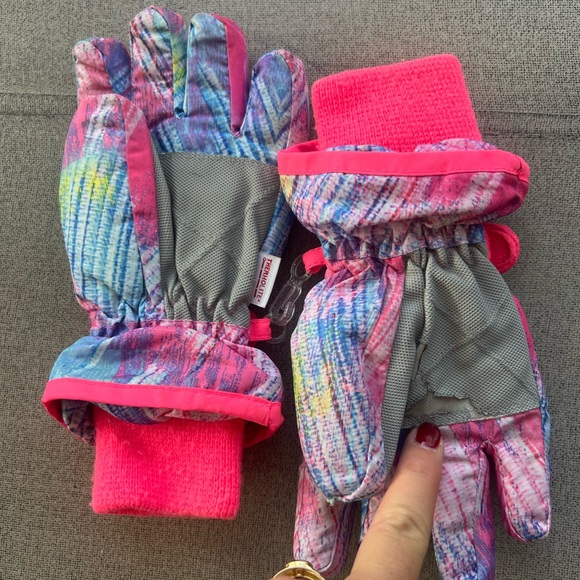 4t girls winter ski set Pink and Blue Patterned Jacket pants and gloves - Picture 5 of 12